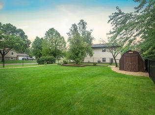 2311 Henna Ave N, Oakdale, MN 55128