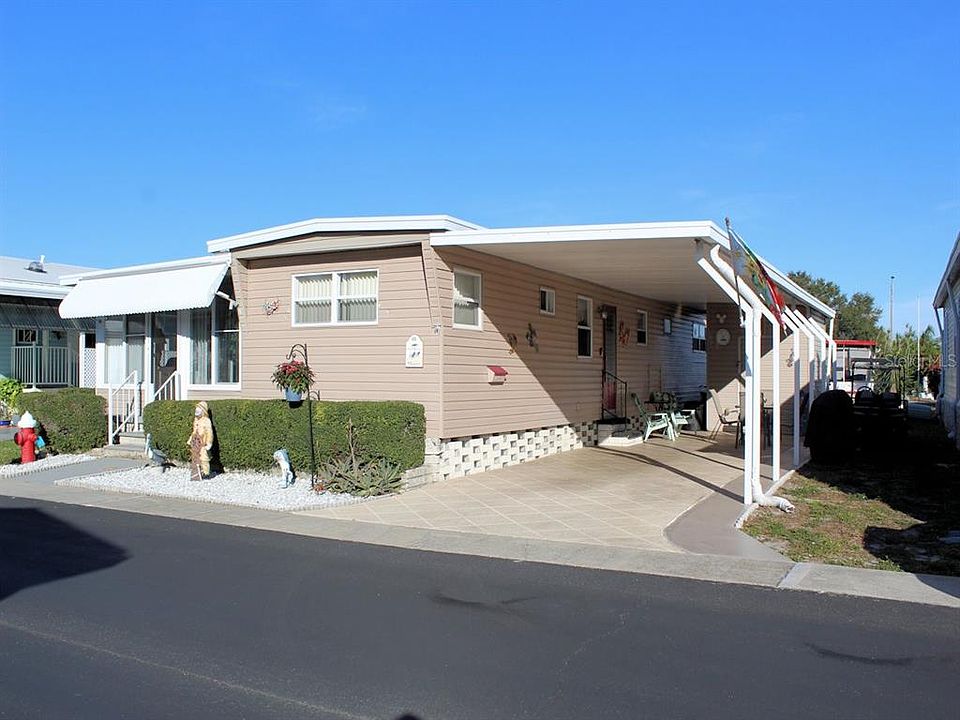 1st image of 81 Pindo Palm St W