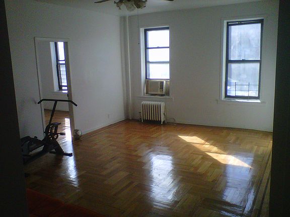 4th image of 2177 E 21st St APT 102