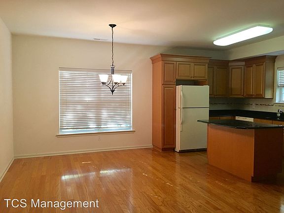 2nd image of 13675 Philmont Ave Unit 39
