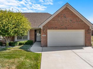 4832 W Harrisburg Ct, New Palestine, IN