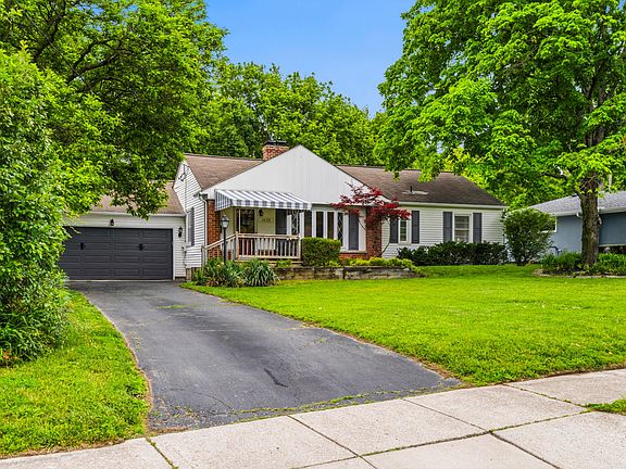4th image of 2656 Zollinger Rd