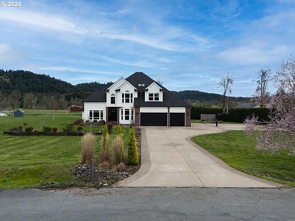 2nd image of 78250 Meadow Park Dr