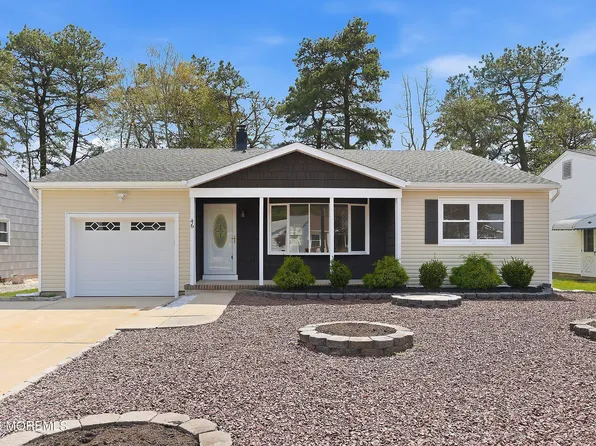 46 Auburn Road, Toms River, NJ 08757