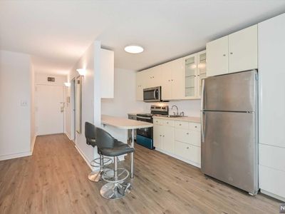 115 Polifly Rd APT 4H, Hackensack, NJ, 07601