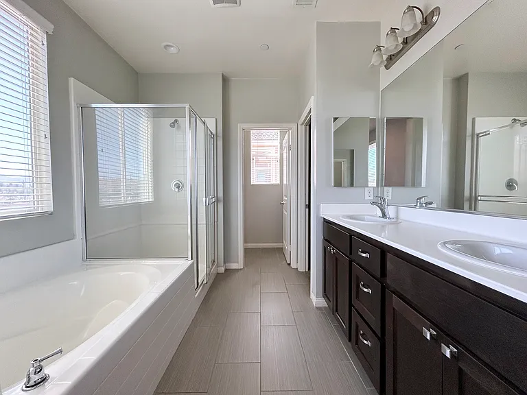 26872 Albion Way — Photo 13