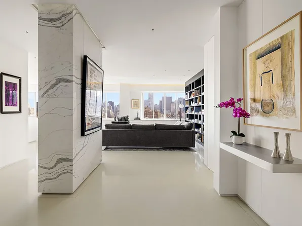 900 Park Ave #25CD, New York, NY 10075