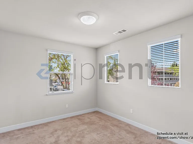 3786 Vine St — Photo 24