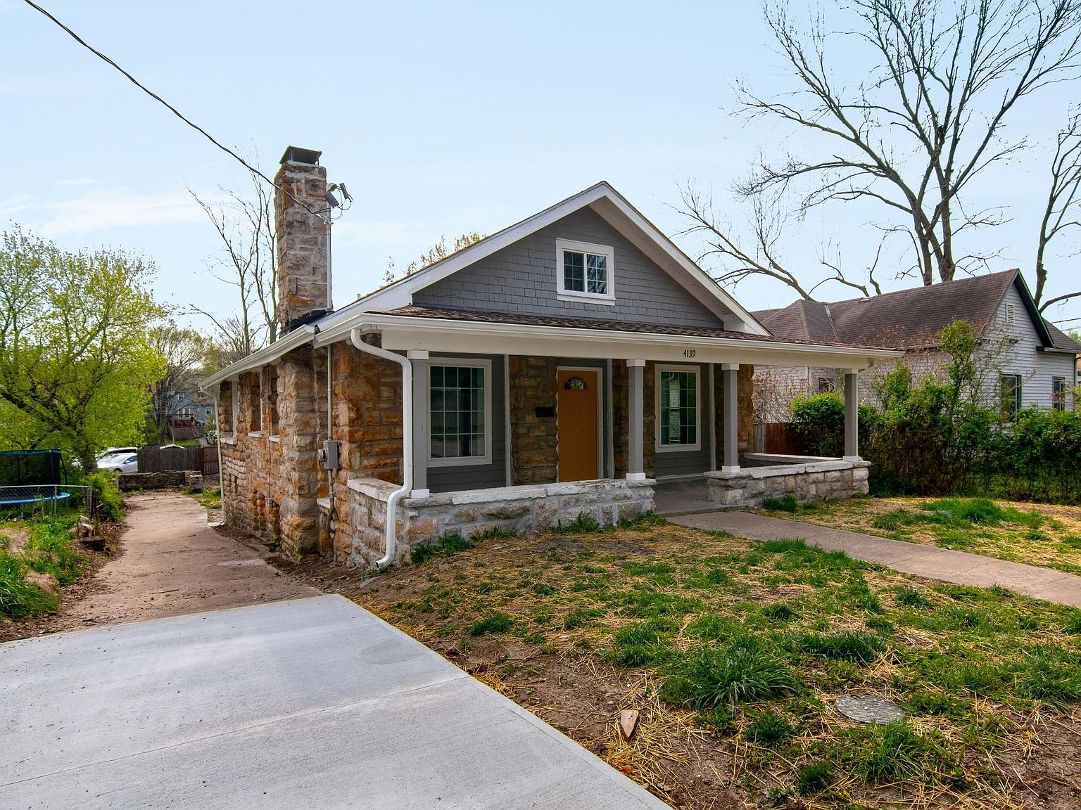 4139 Lloyd St, Kansas City, KS 66103 Zillow