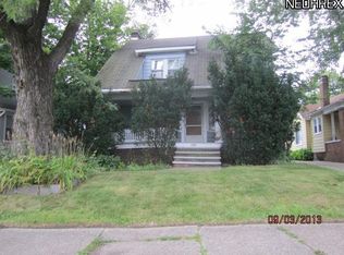 1081 Greyton Rd, Cleveland Heights, OH 44112