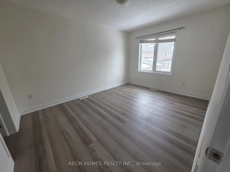 237B Cornell Park Ave #COACH — Photo 7