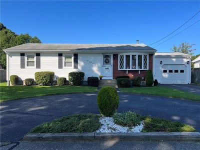 121 Lloyd Ave, Warwick, RI, 02889