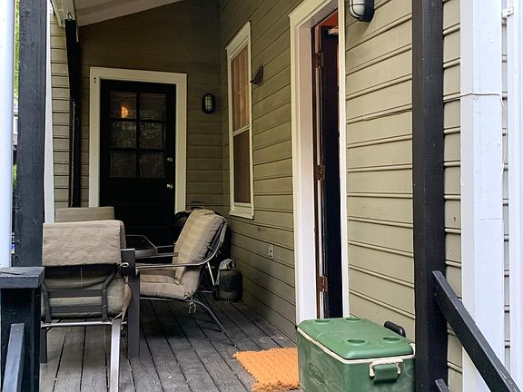 Side covered porch/deck