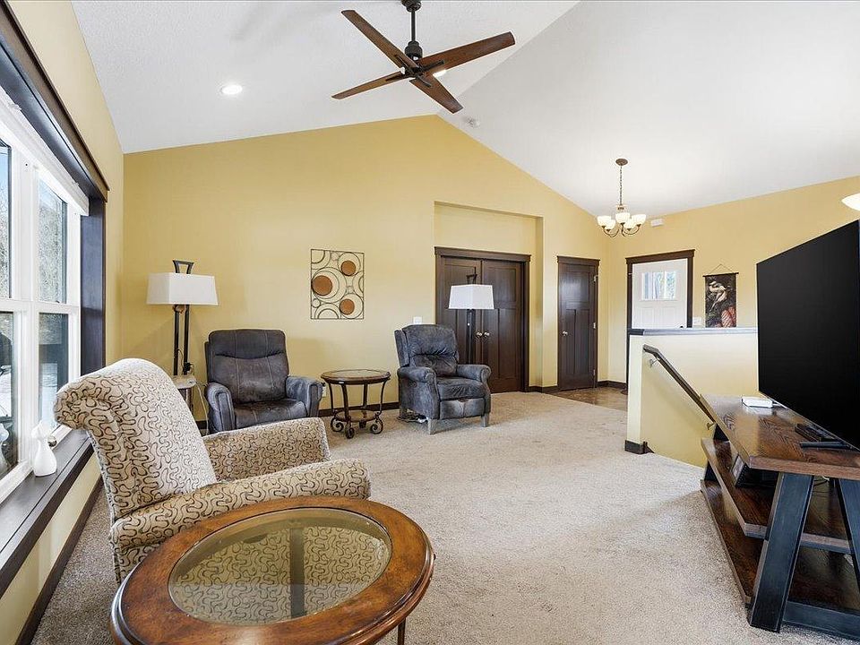 W9397 637th Ave, Ellsworth, WI 54011 | Zillow