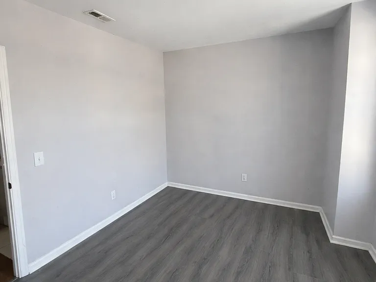 1809 N 54th St #2 — Photo 14