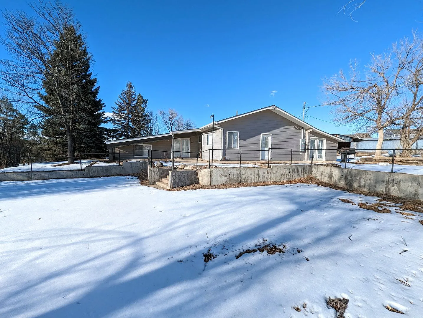 Large and Unique home in Castle Rock! — Photo 2