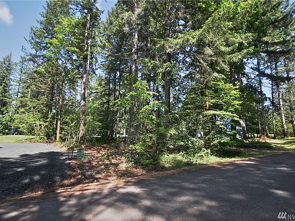 2nd image of 41 N Mount Noyes Way