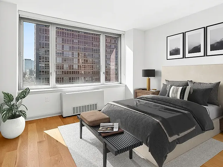 601 W 57th St #11V — Photo 21