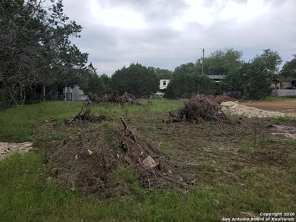 5th image of 514 Burr Oak Ln