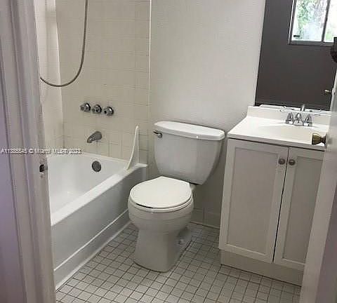 4th image of 541 NW 82nd Ct APT 370