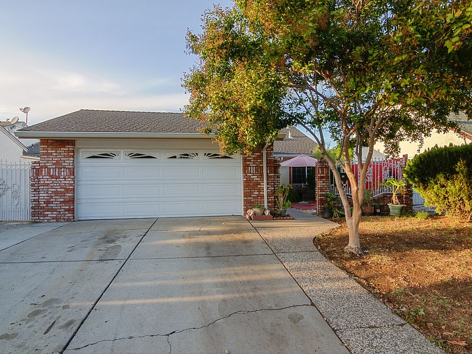 1st image of 1737 Daniel Maloney Dr