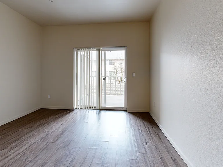 The Hawthorne Apartments — Photo 79