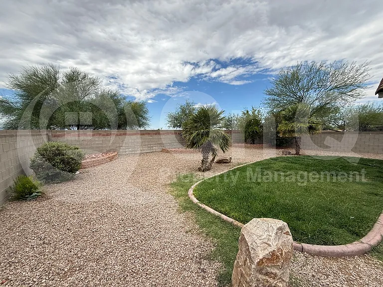 6642 E Bambino Rd — Photo 4