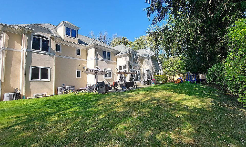 596 S Forest Dr, Teaneck, NJ 07666 Zillow