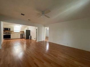 809 Glen Garden Dr, Fort Worth, TX 76104