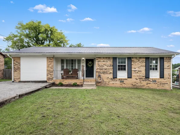 335 Maplewood Dr, Shelbyville, TN 37160
