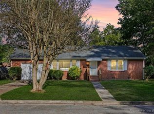 32 Rugby Rd, Newport News, VA 23606