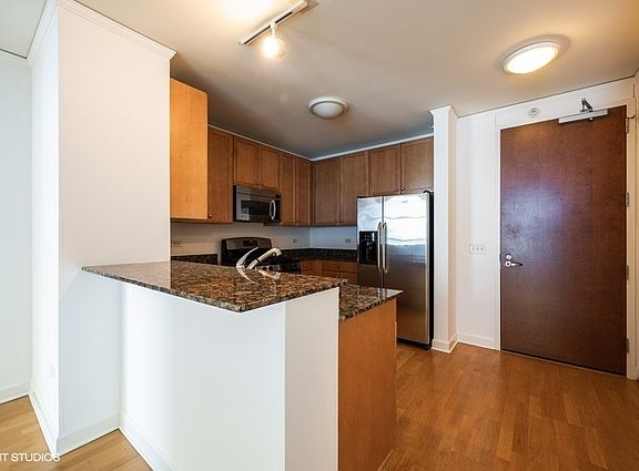 4th image of 201 N Westshore Dr APT 2606