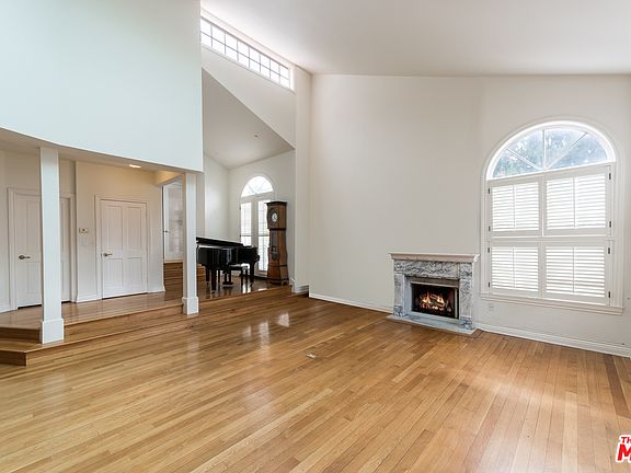 4th image of 181 Surfview Dr