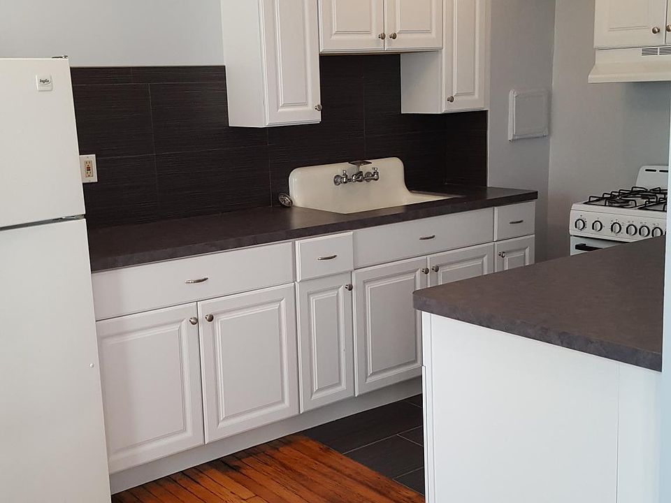 2nd image of 234 Crescent Ave
