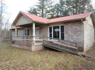 782 State Route 469, Flatgap, KY 41219
