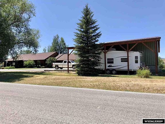 2nd image of 2071 Hillcrest Dr