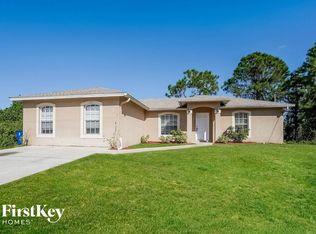 3018 33rd St SW, Lehigh Acres, FL 33976