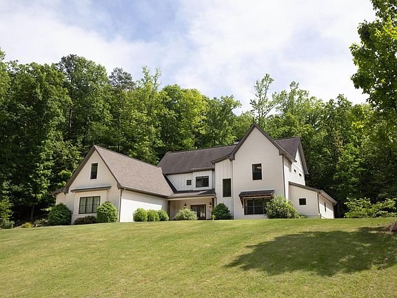 4th image of 4919 Coshatt Dr