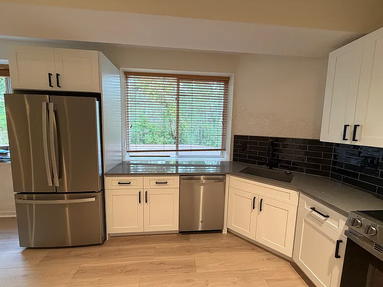 Kitchen with brand new full size GE appliances