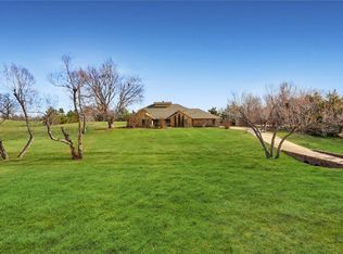 117 Deer Creek Rd, Edmond, OK 73012