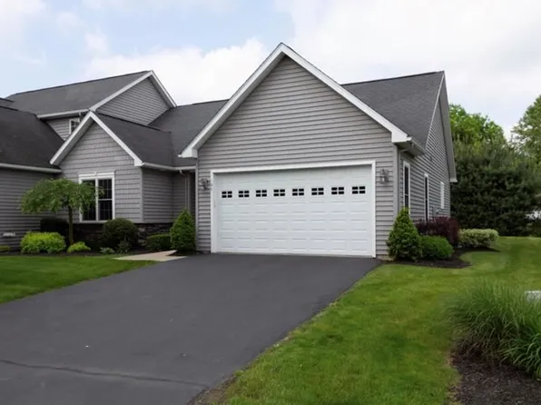 105 Greystone Dr, Horseheads, NY 14845