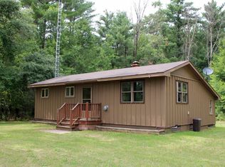 W7998 2nd St, Necedah, WI 54646