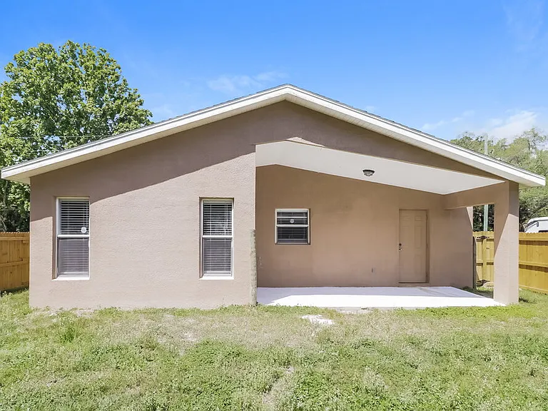 3238 Riverdale Dr — Photo 15