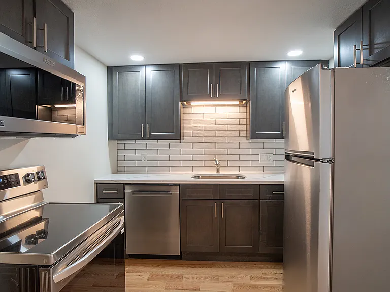 58 Freeman Dr #2 — Photo 3