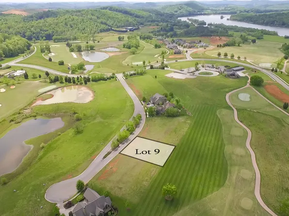 819 Old Barn Ln, Loudon, TN 37774