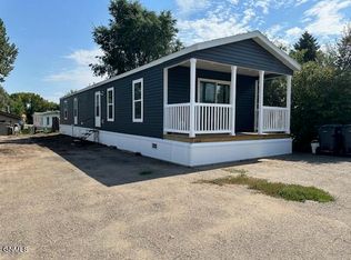 1208 9th Ave SE, Mandan, ND 58554
