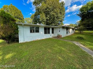 163 S Purdue Ave, Oak Ridge, TN 37830