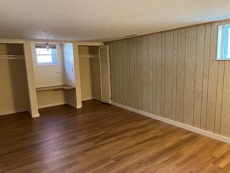 1564 E Laird Ave — Photo 11