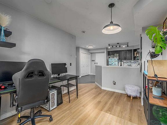 3rd image of 1121 N 6th Ave SW #1004
