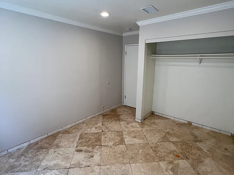 17141 Green Ln — Photo 16